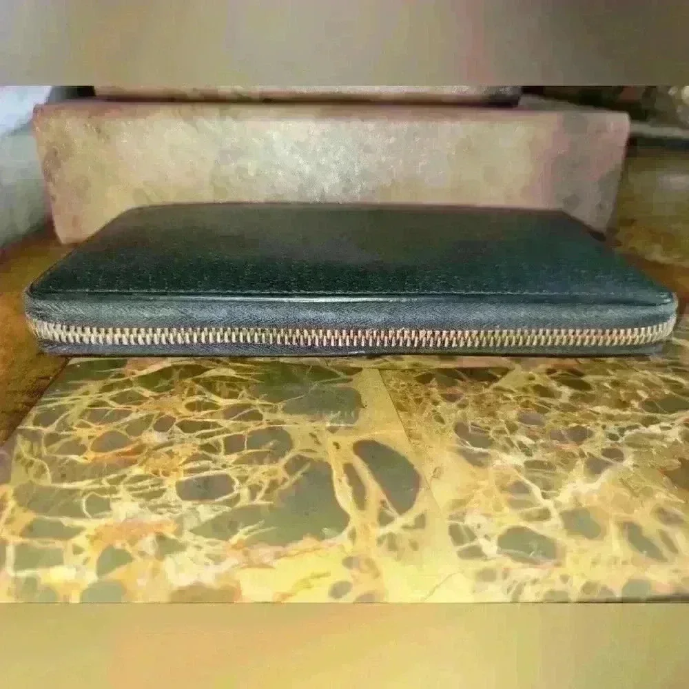 Gucci bumblebee international wallet - Picture 5 of 9